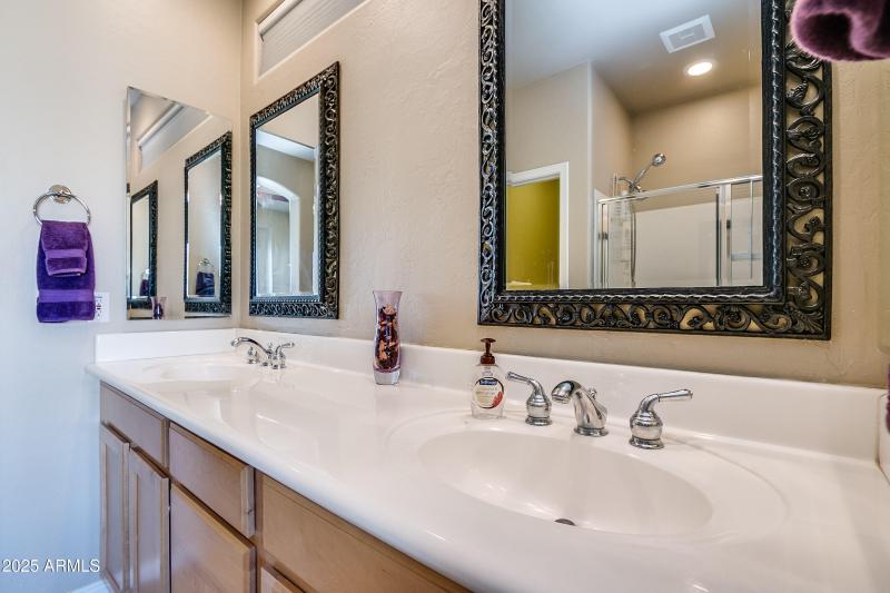 Thompson Peak-026 - Master bath