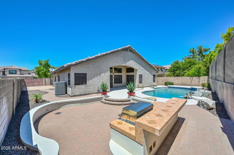 Backyard-Corner View-RS