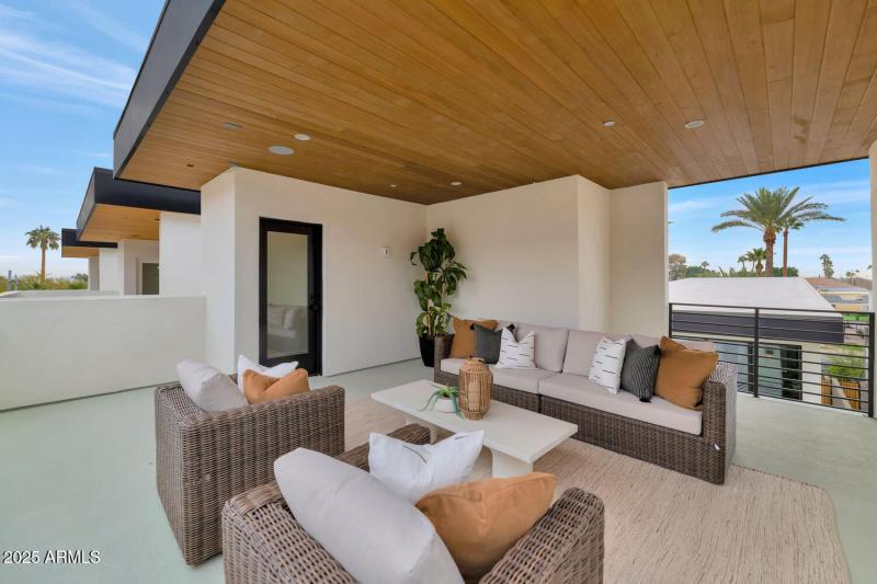 20250107231740103841000000-o