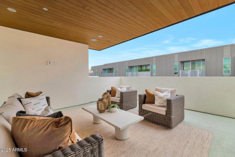 20250107231740818833000000-o