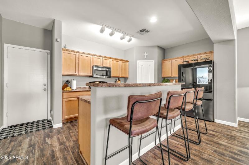 16917 W Sonora St-17_(2048)