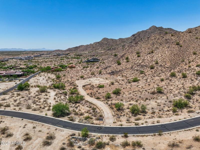 3-web-or-mls-3284-n-highlands-dr