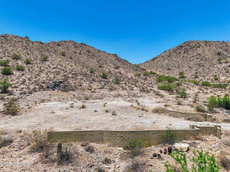 18-web-or-mls-3284-n-highlands-dr