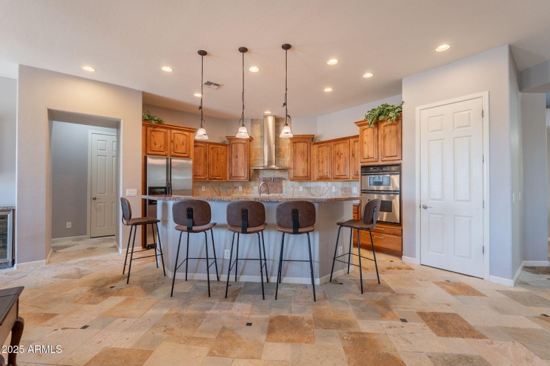 12-web-or-mls-Nora-12