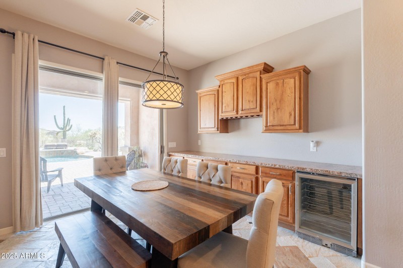 19-web-or-mls-Nora-19