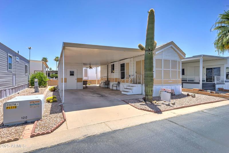 111 Greenfield 405 Carport