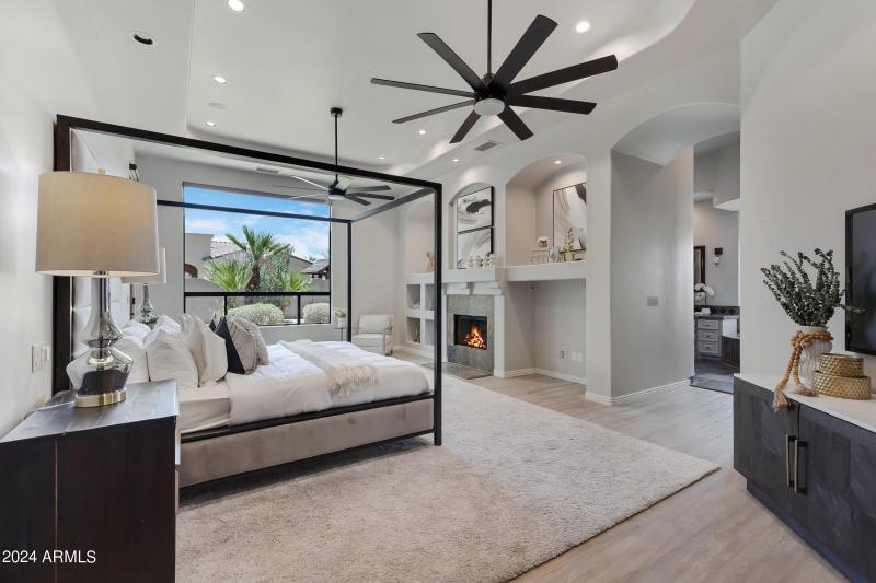 4327 E Capricorn Pl-32