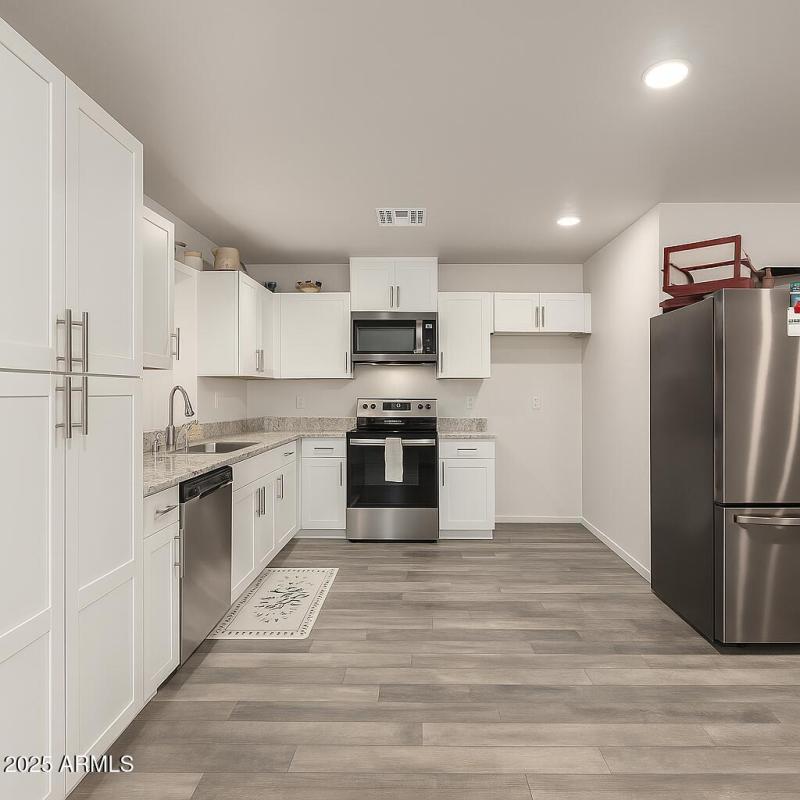 kitchen without table