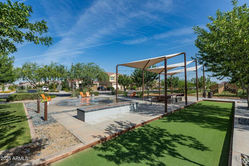 70-web-or-mls-14) Eastmark Community