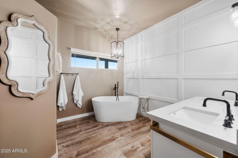 Designer Bathroom with Soaking Tub