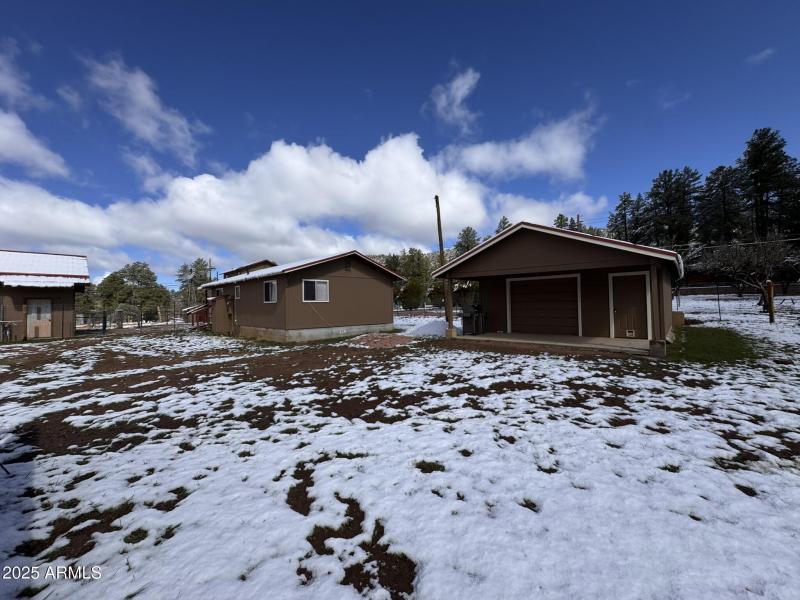 49 - Single car workshop & guest house