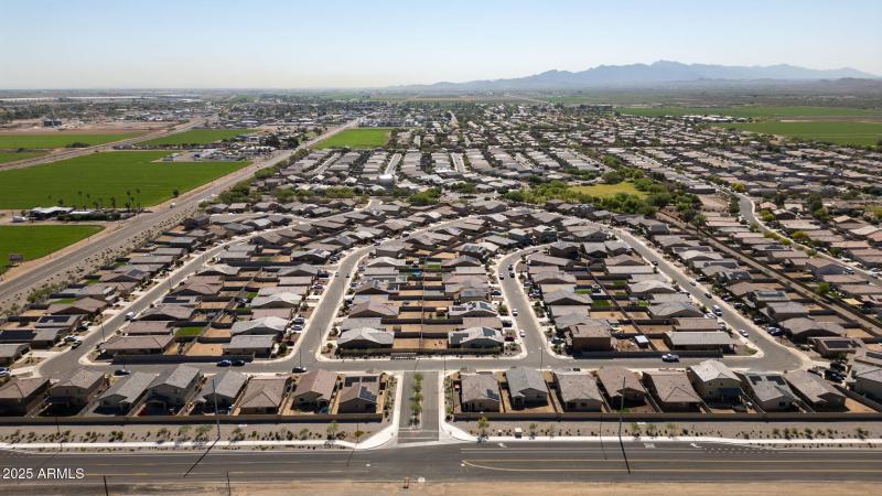 3-web-or-mls-25847 W Winston Dr Buckeye,