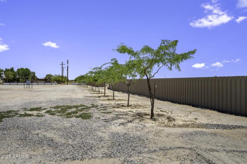 13050 N Breeze Way-46