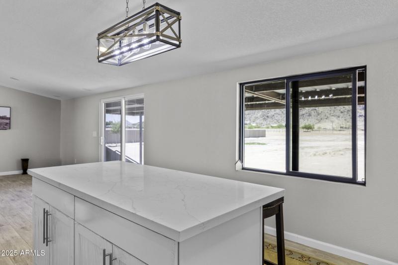 13050 N Breeze Way-68