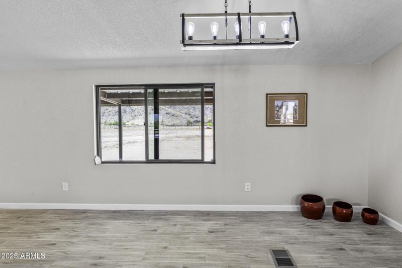 13050 N Breeze Way-72