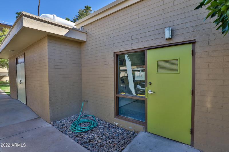 351 E Thomas Rd UNIT D406 (enhanced)-11