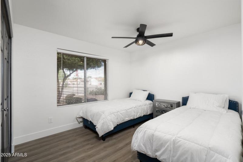 10823 n 109th way (34)