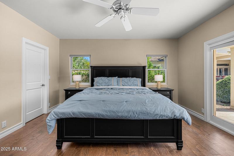 casita primary bedroom