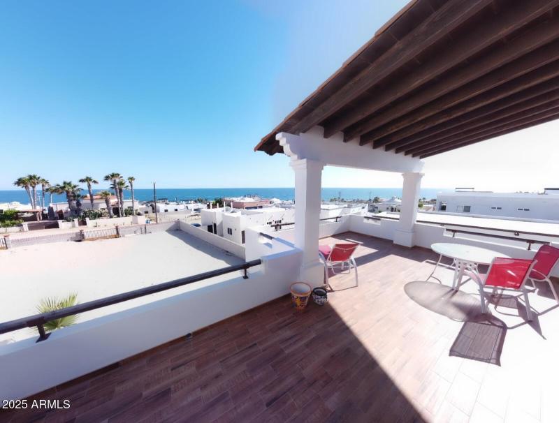 Las Conchas Main Deck #2