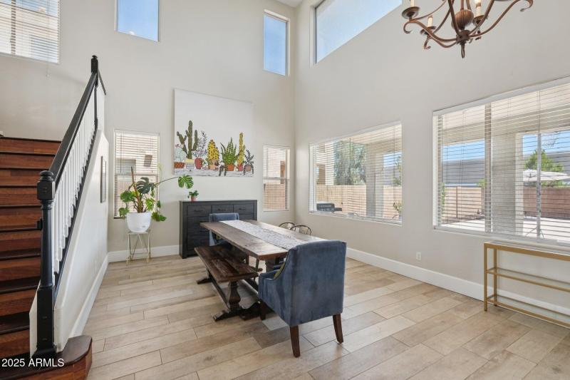 11-web-or-mls-W Saguaro Ln-S2706-009