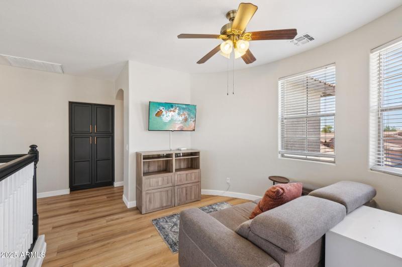 18-web-or-mls-W Saguaro Ln-S2706-016