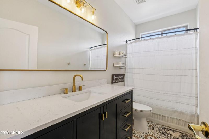 20-web-or-mls-W Saguaro Ln-S2706-018