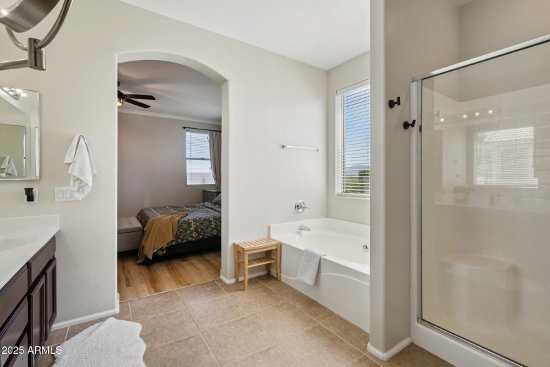 26-web-or-mls-W Saguaro Ln-S2706-024