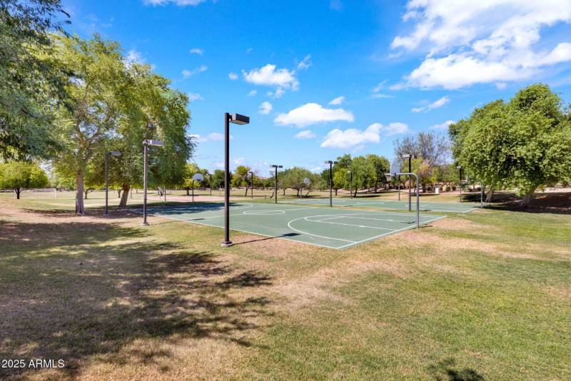27-web-or-mls-18211 W Palo Verde Ave Wad