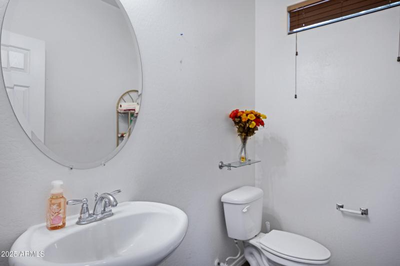 2715 N 73rd Dr-12 - Copy