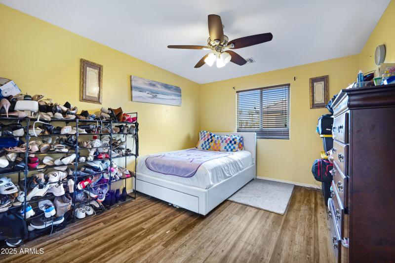 2715 N 73rd Dr-14 - Copy