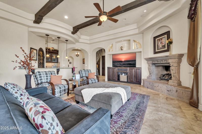 8024 E Lone Mountain Rd-26