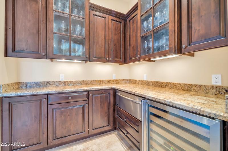 8024 E Lone Mountain Rd-29