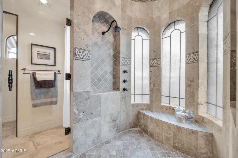 8024 E Lone Mountain Rd-45