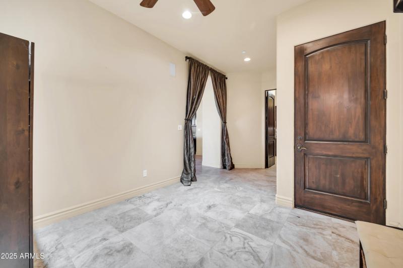 8024 E Lone Mountain Rd-57