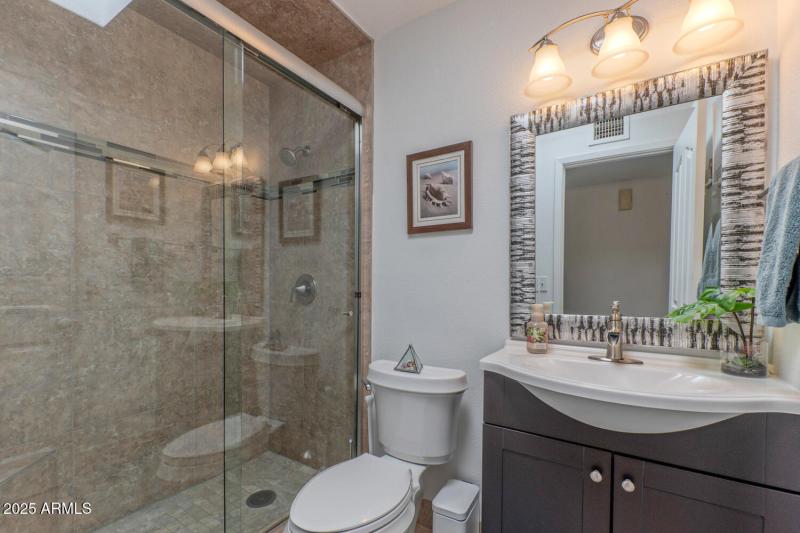 Ardmore Rd guest bath