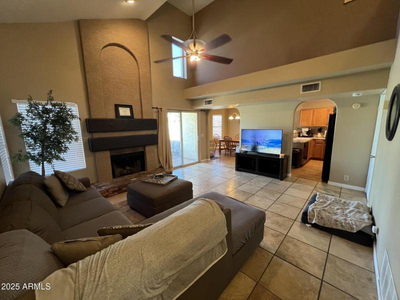 Living Room w/fireplace