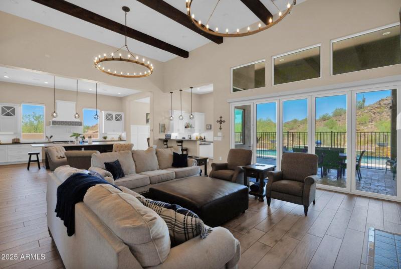 29-web-or-mls-P1235381