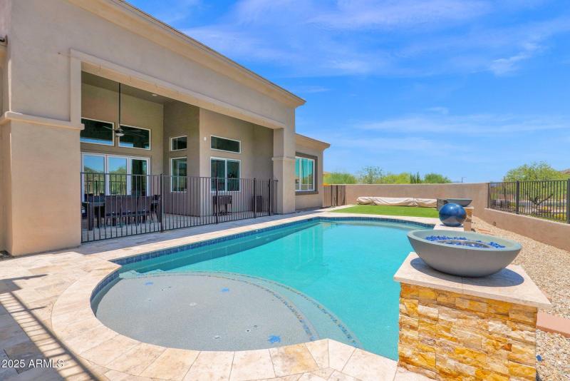 69-web-or-mls-P1235441