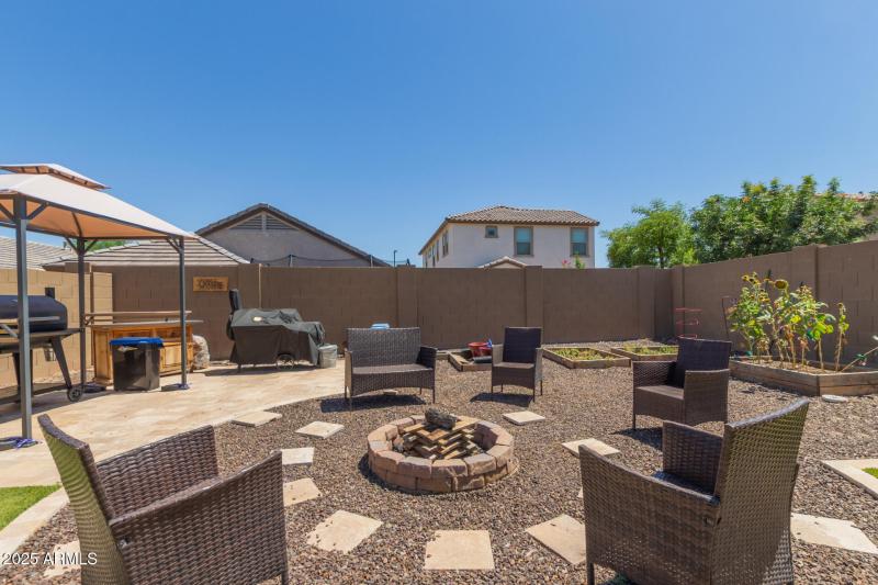 Firepit and BBQ Island