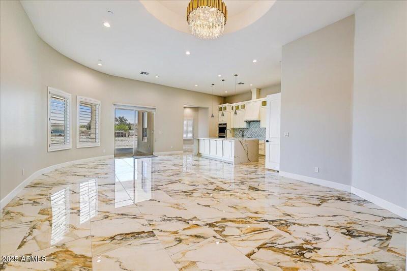 20-Family Room to Kitchen