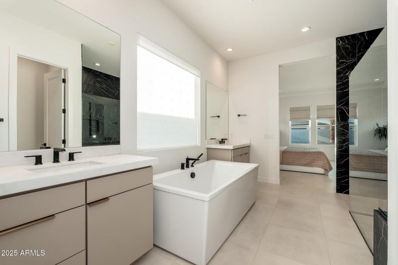 21946 E Via De Arboles - 25