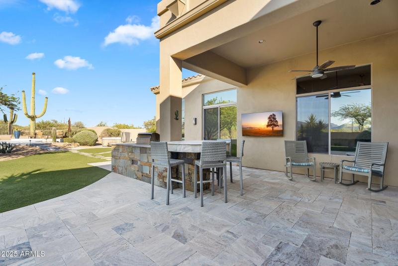 Spectacular backyard!