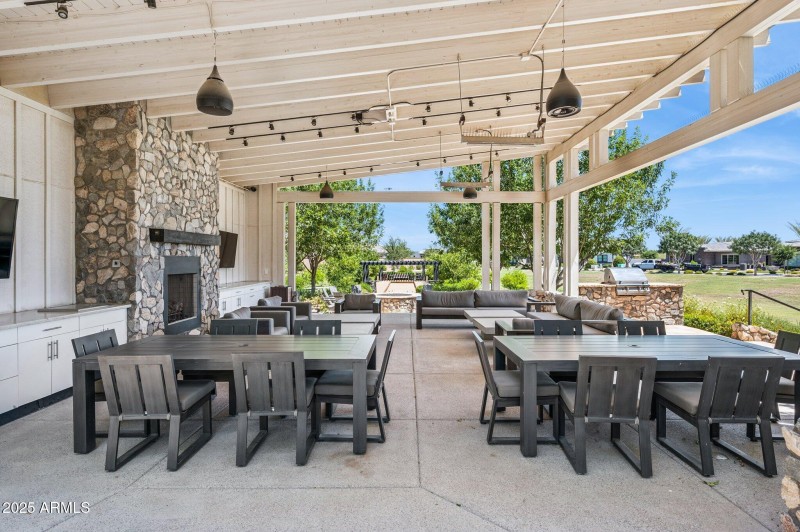 78-web-or-mls-19910-e-vallejo-st