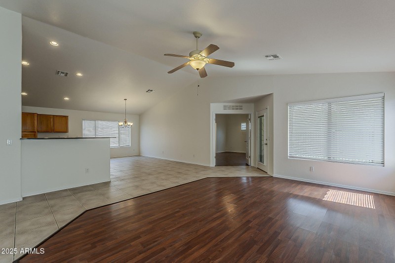 8-web-or-mls-Saguaro-8