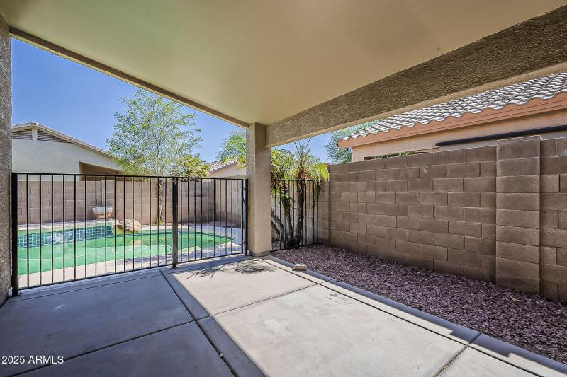 39-web-or-mls-Saguaro-39
