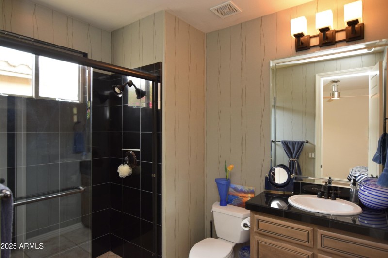 En Suite Guest Bathroom