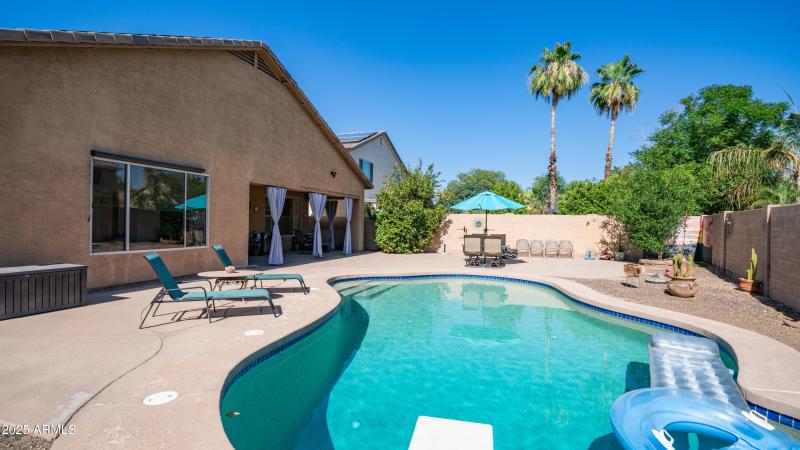 757 W Carob Way Exterior Photos-9