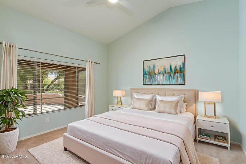 26-Earll1 - Bedroom - Luxury - 4