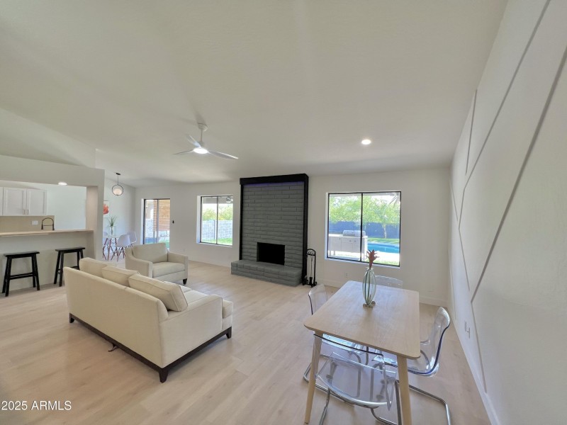 Del Ray Living Room 10