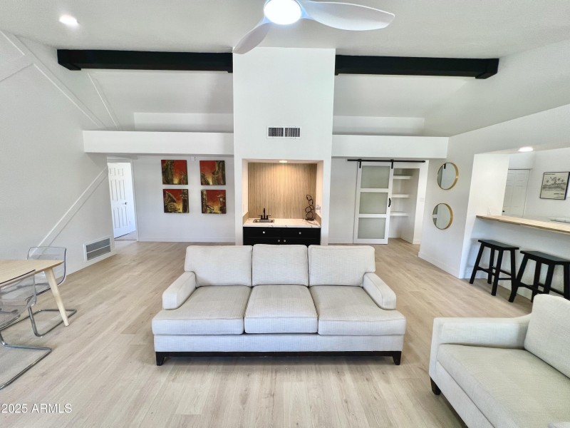 Del Ray Living Room 14